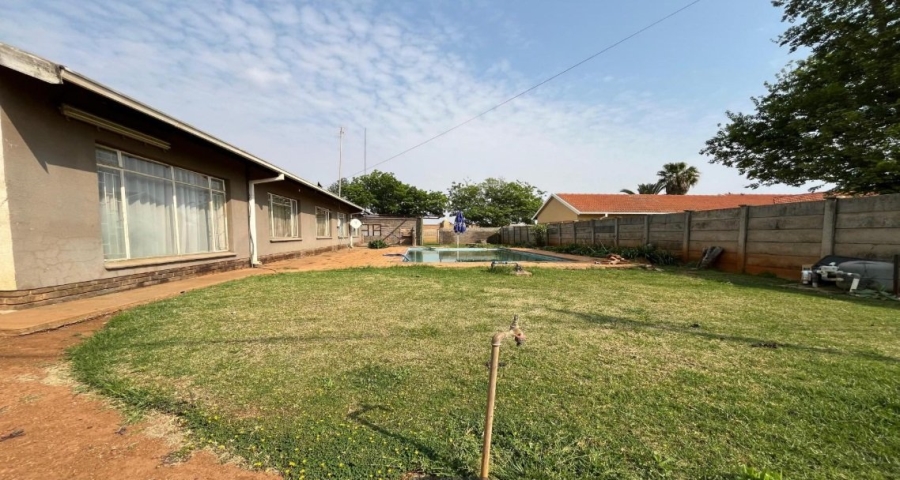 4 Bedroom Property for Sale in Meiringspark North West